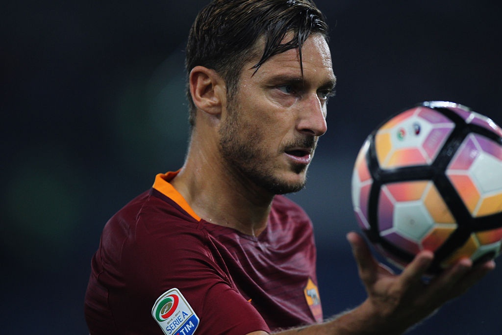 Francesco Totti: Vi sao Real Madrid khong bao gio voi toi hinh anh