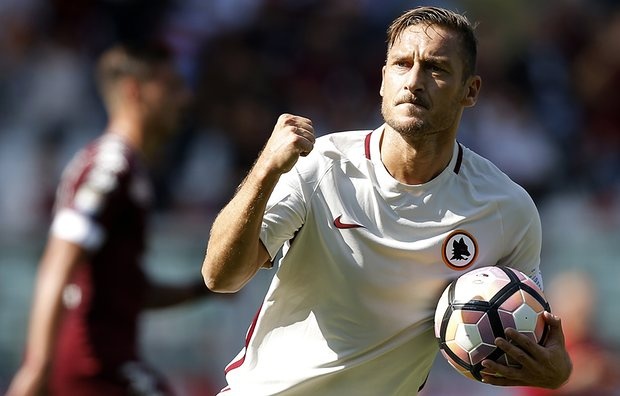 Kien tao dang cap, Olimpico lai goi ten Totti hinh anh