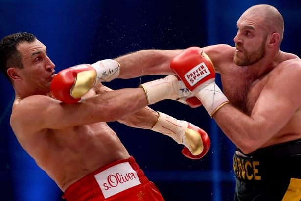 Tyson Fury duong tinh voi cocaine,  co the mat moi danh hieu anh 1
