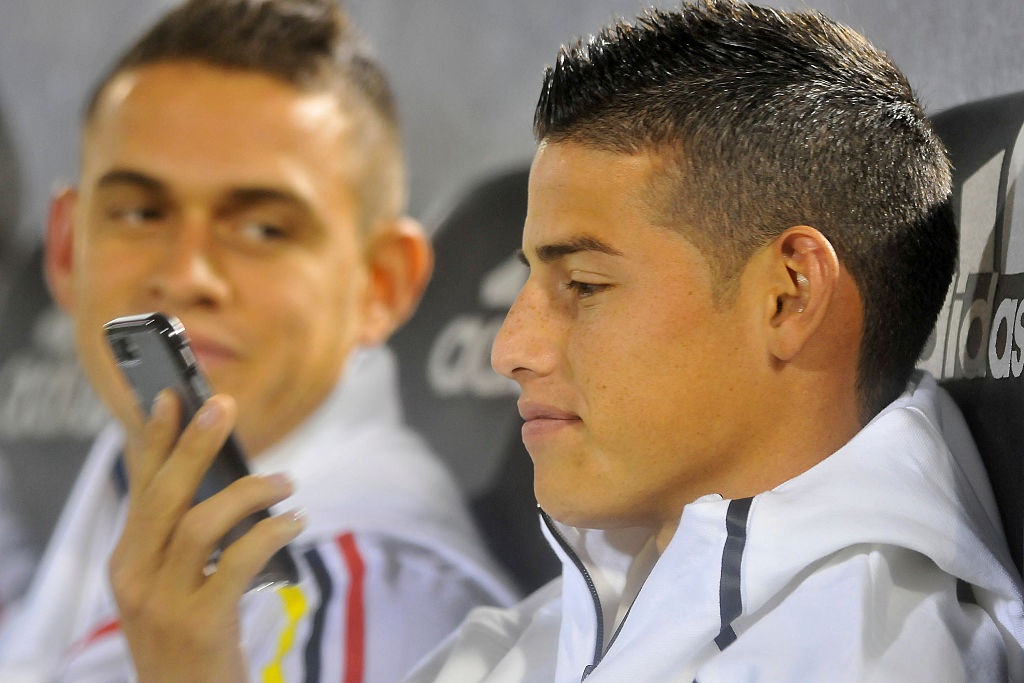 Real Madrid ngam trai dang vi James Rodriguez hinh anh