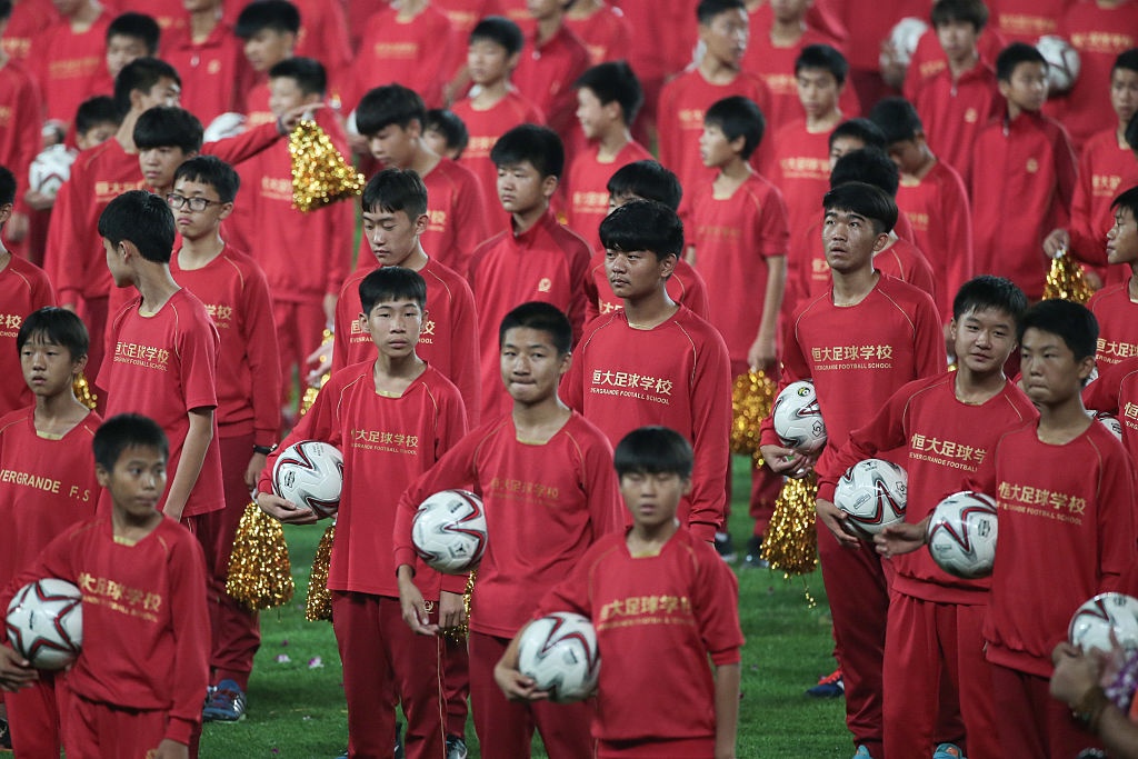 Giac mo hao huyen vuot Brazil cua bong da Trung Quoc anh 1