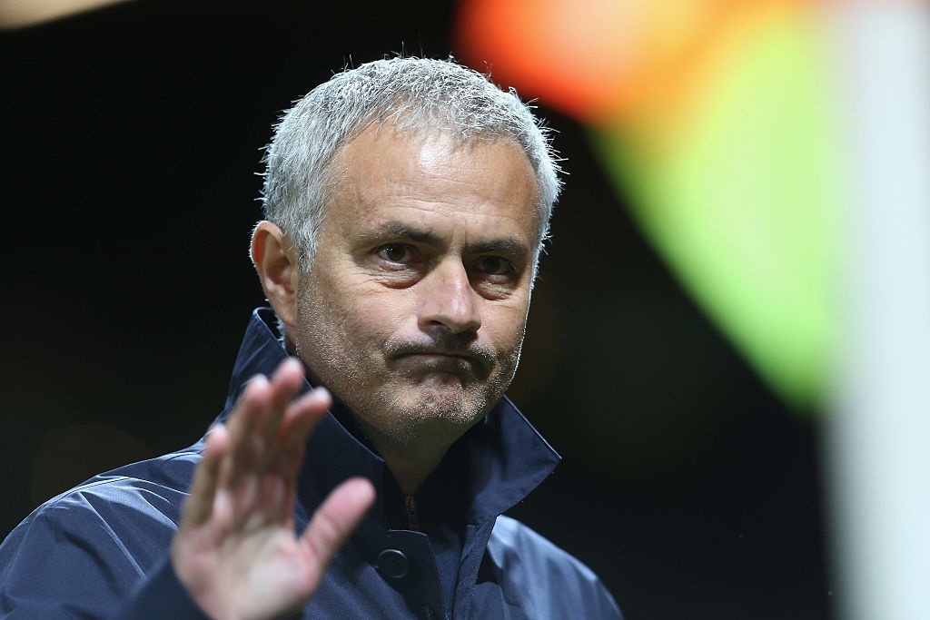 'Nhin Trung Quoc, den Mourinho cung chao thua' hinh anh