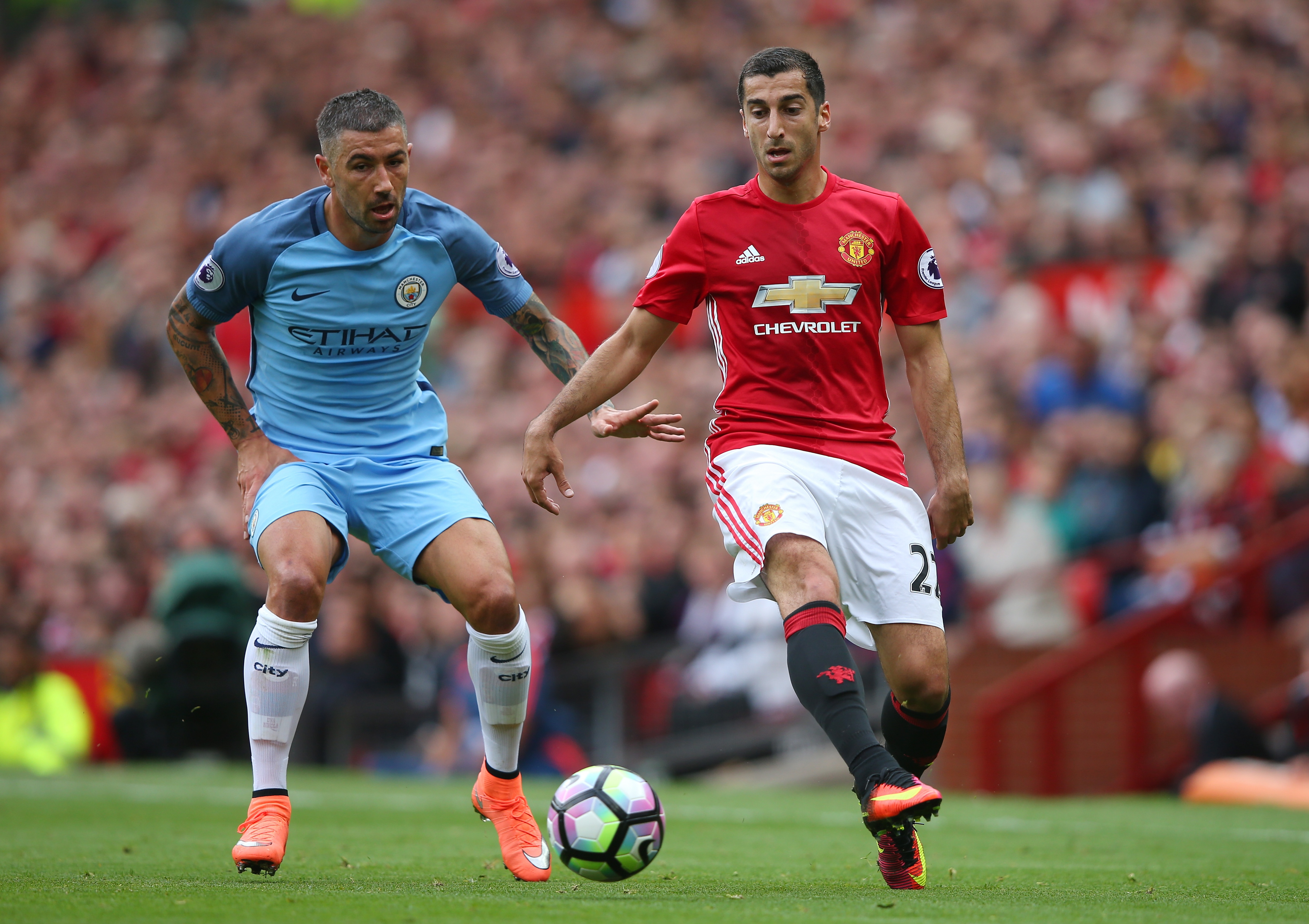 Báo động, Mkhitaryan đang mất tích? ảnh 2 Bao dong, Mkhitaryan dang mat tich? anh 2