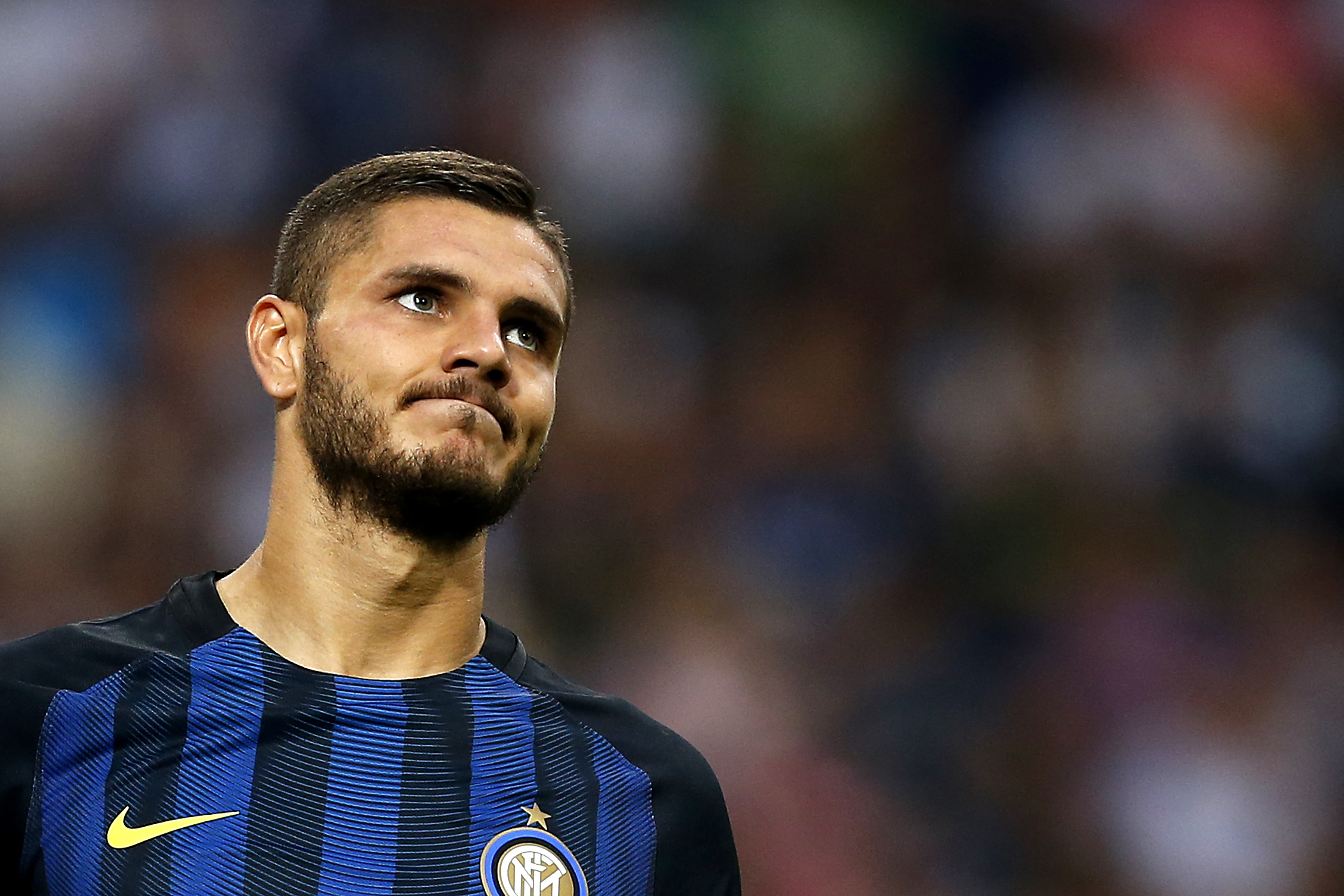 Cuop vo ban, Icardi bi Messi chan cua len tuyen hinh anh