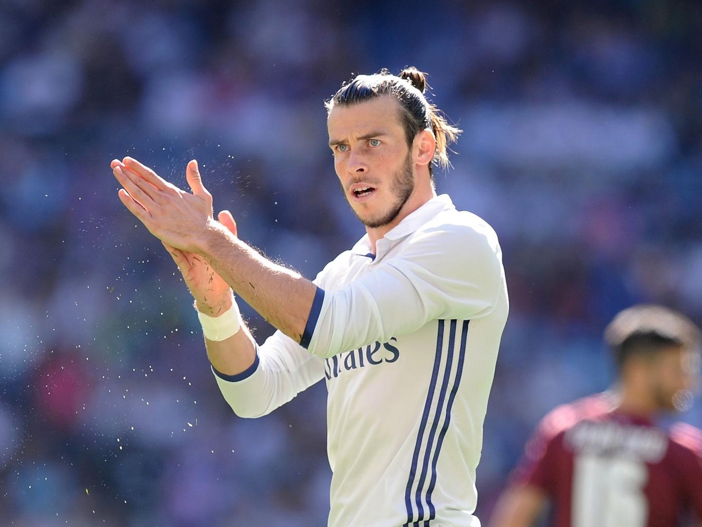 Loi dung MU, Gareth Bale choi kho Real Madrid hinh anh