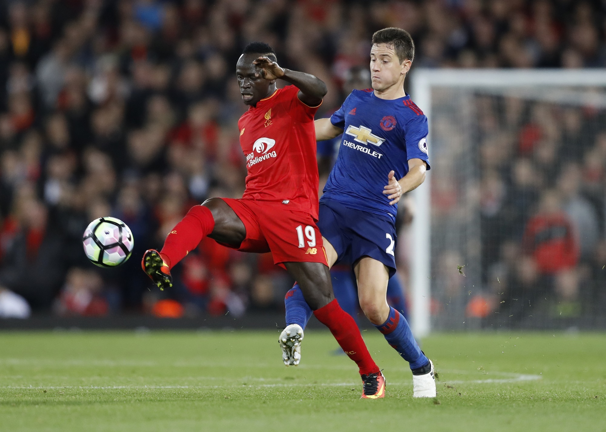 MU vs Fenerbahce anh 2