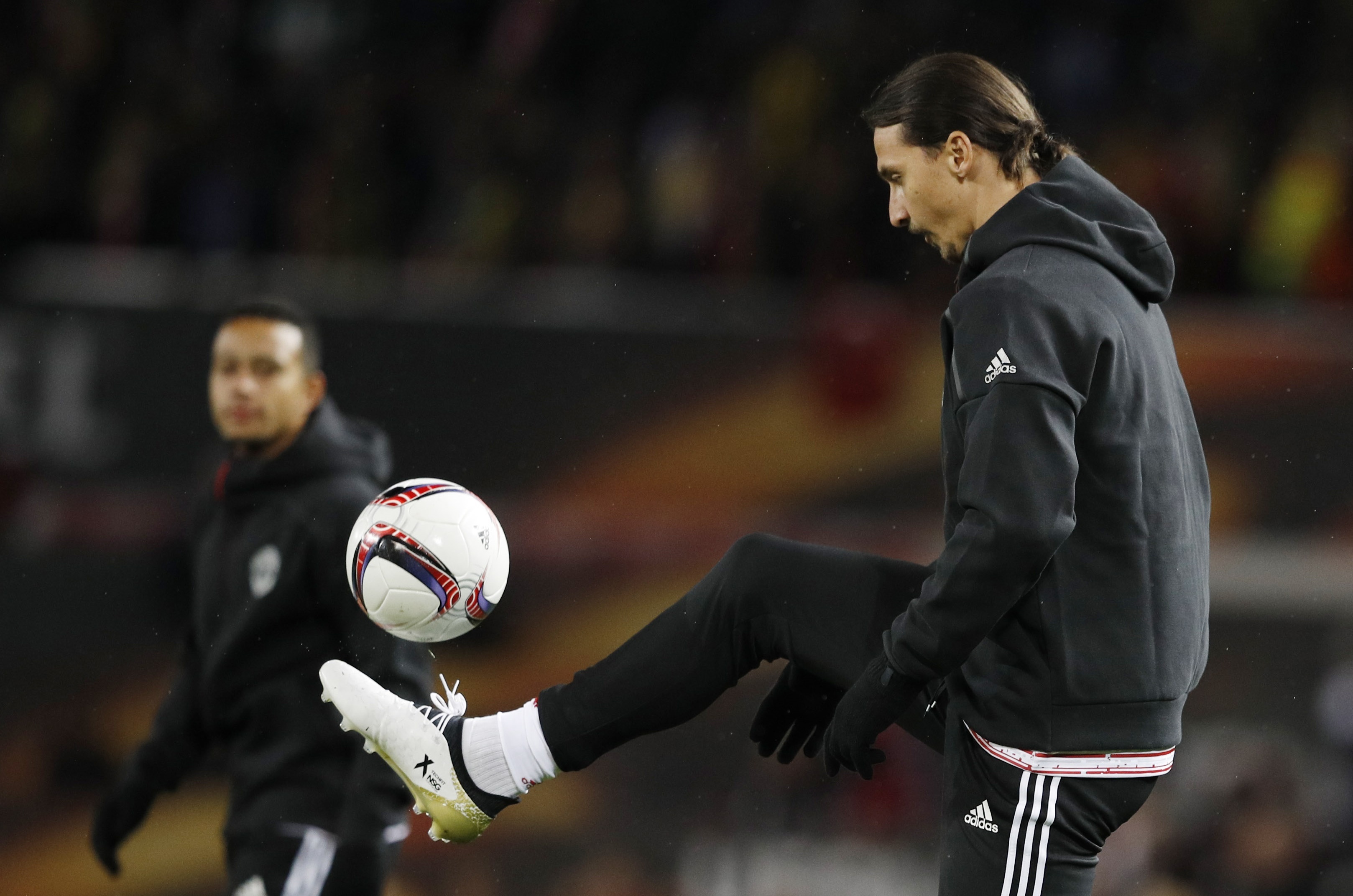 MU vs Fenerbahce anh 3