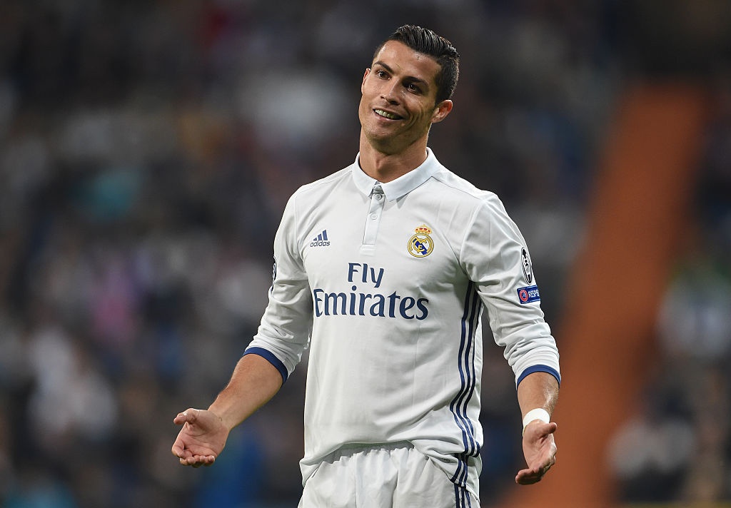 Truyền thông đang chống lại Ronaldo ảnh 1 Truyen thong dang chong lai Ronaldo anh 1