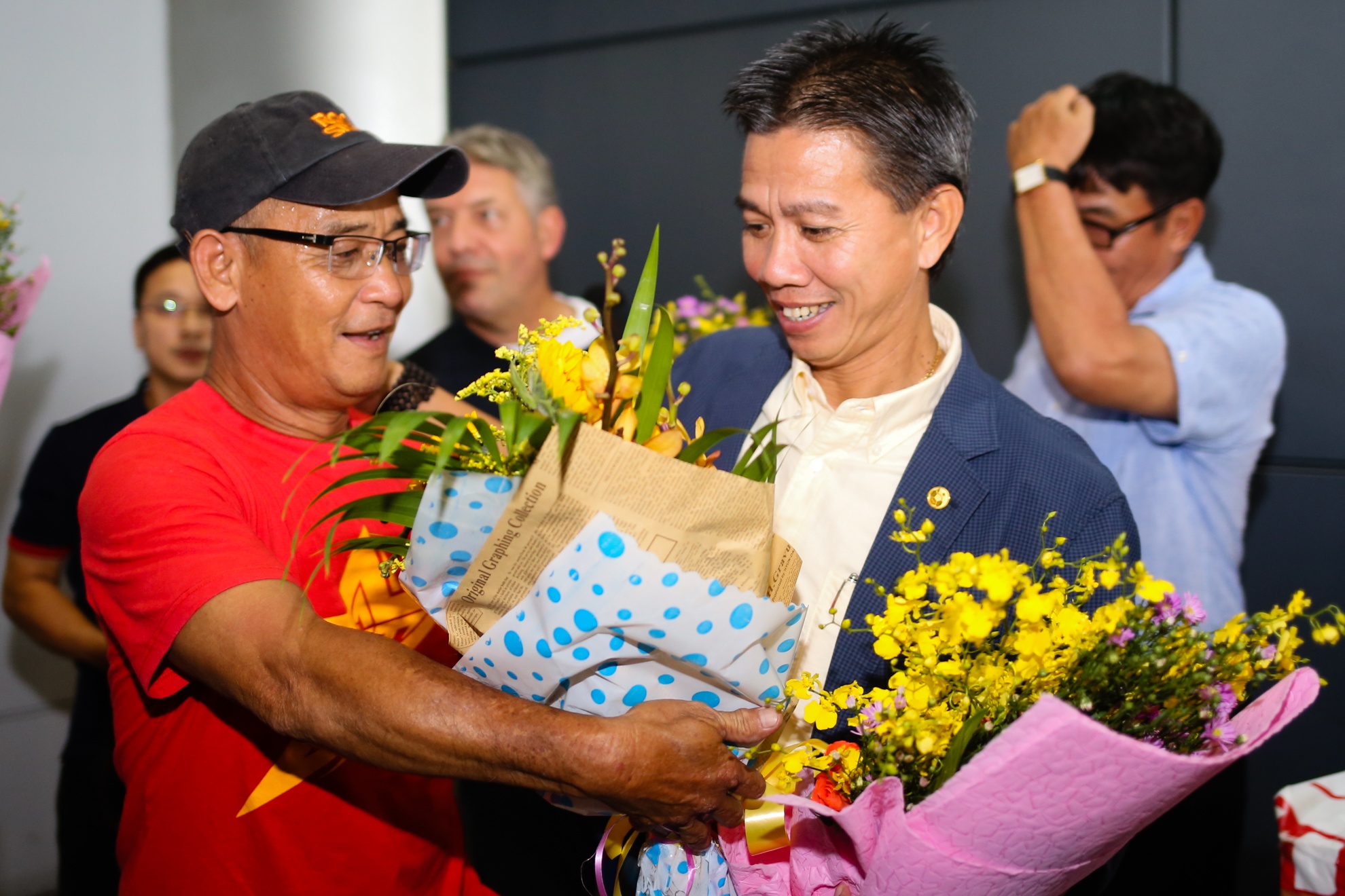 U19 Viet Nam ve nuoc anh 6