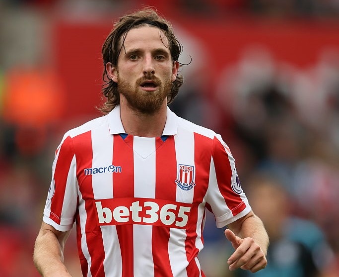 Ibra va Pogba ket hop cung chao thua tien ve Stoke City hinh anh