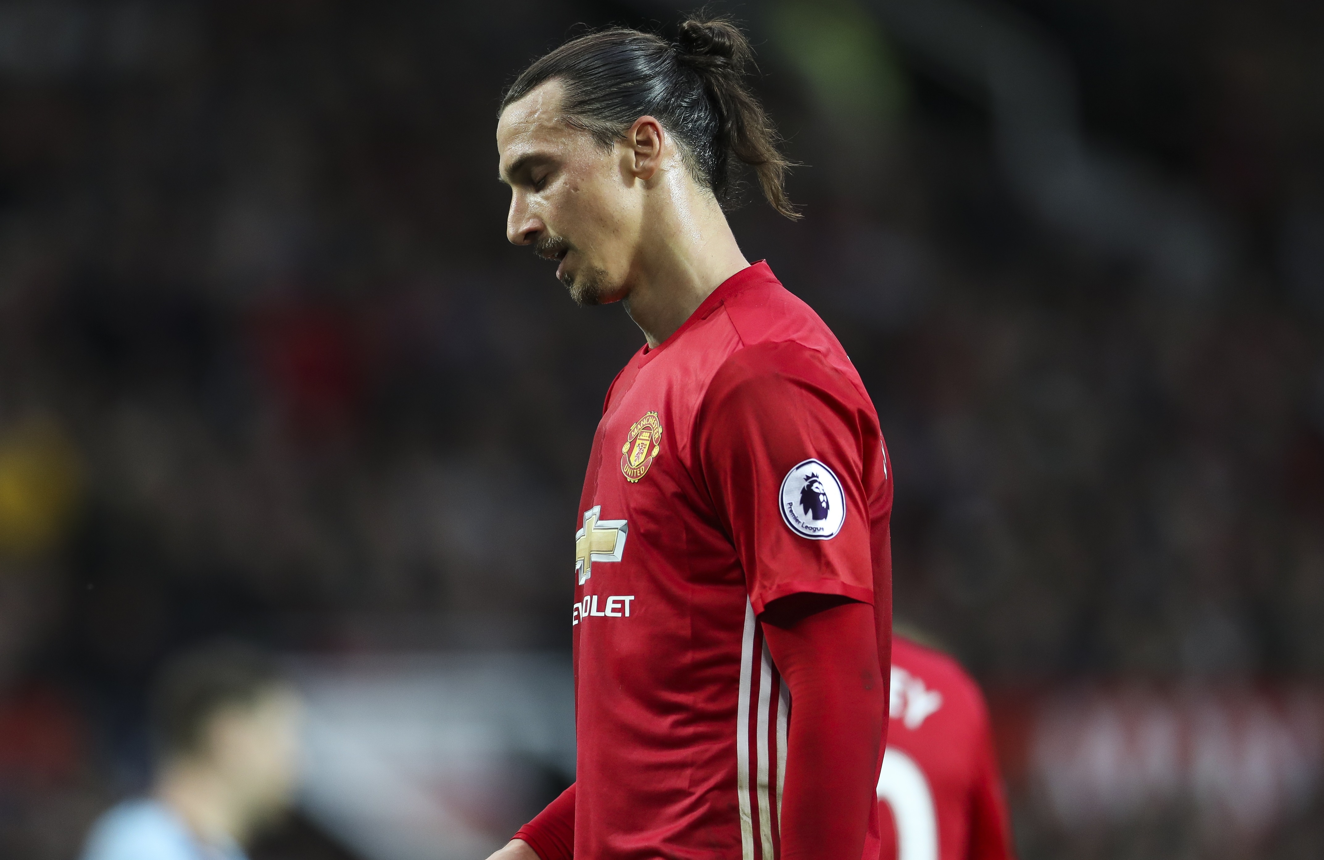 Ibra tit ngoi, MU xuong doc hinh anh