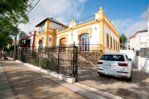 Sao Man City ruong bo me ruot song trong khu o chuot anh 3