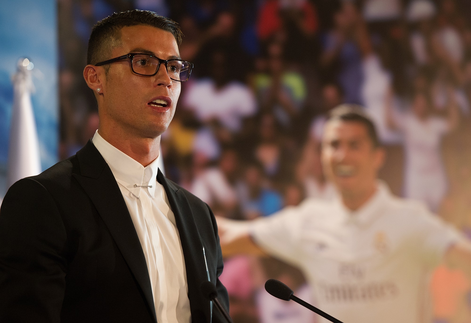 Ronaldo, huyen thoai song cua Real Madrid hinh anh