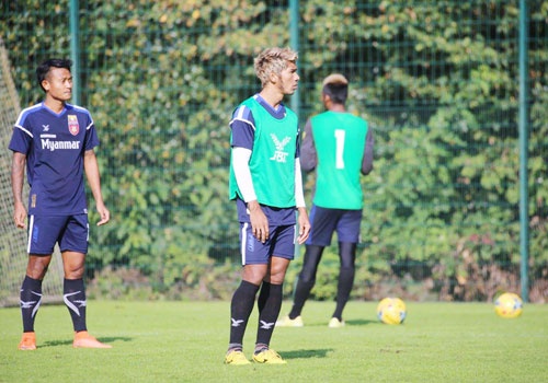 Myanmar mang den su bi an cho DT Viet Nam anh 2