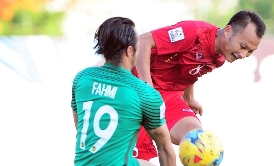 Bao nuoc ngoai khen Trong Hoang, che hai doi te nhat hinh anh