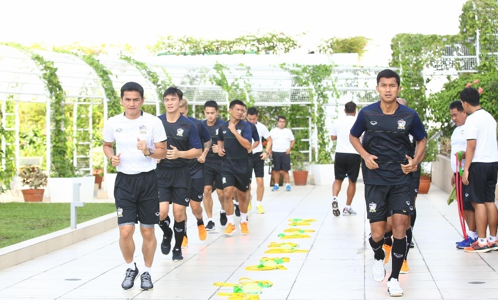 Vao ban ket,  nguoi Thai van chua hai long anh 1