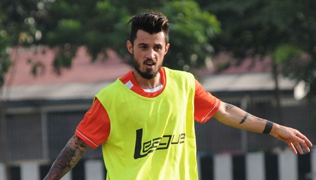 Stefano Lilipaly khien DT Viet Nam phai de chung hinh anh