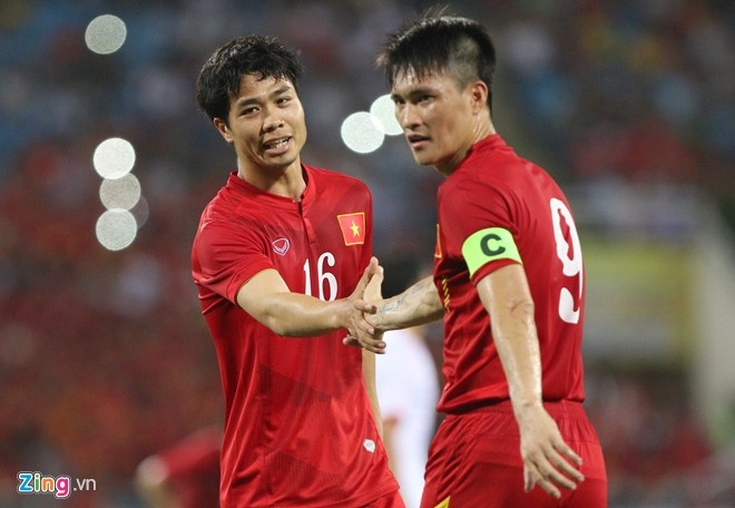 Khong can nhu Messi, lich su van goi ten Cong Vinh hinh anh