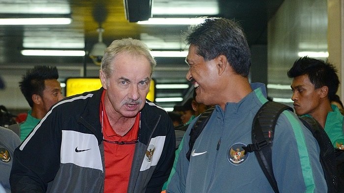 Indonesia gap rut tap luyen dau Thai Lan hinh anh