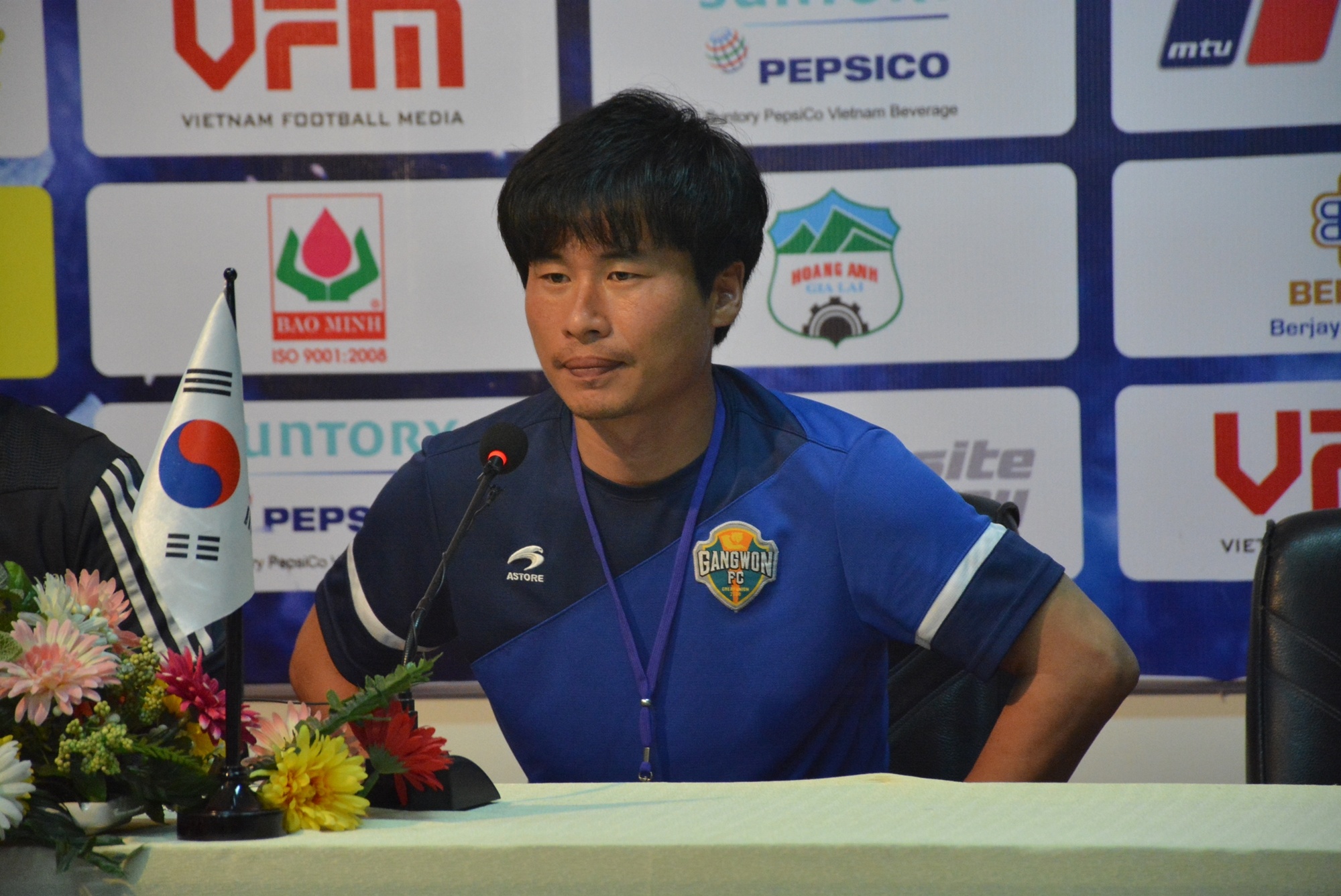 Xep doi so, U21 Gangwon quyet dem doi manh hon du giai hinh anh