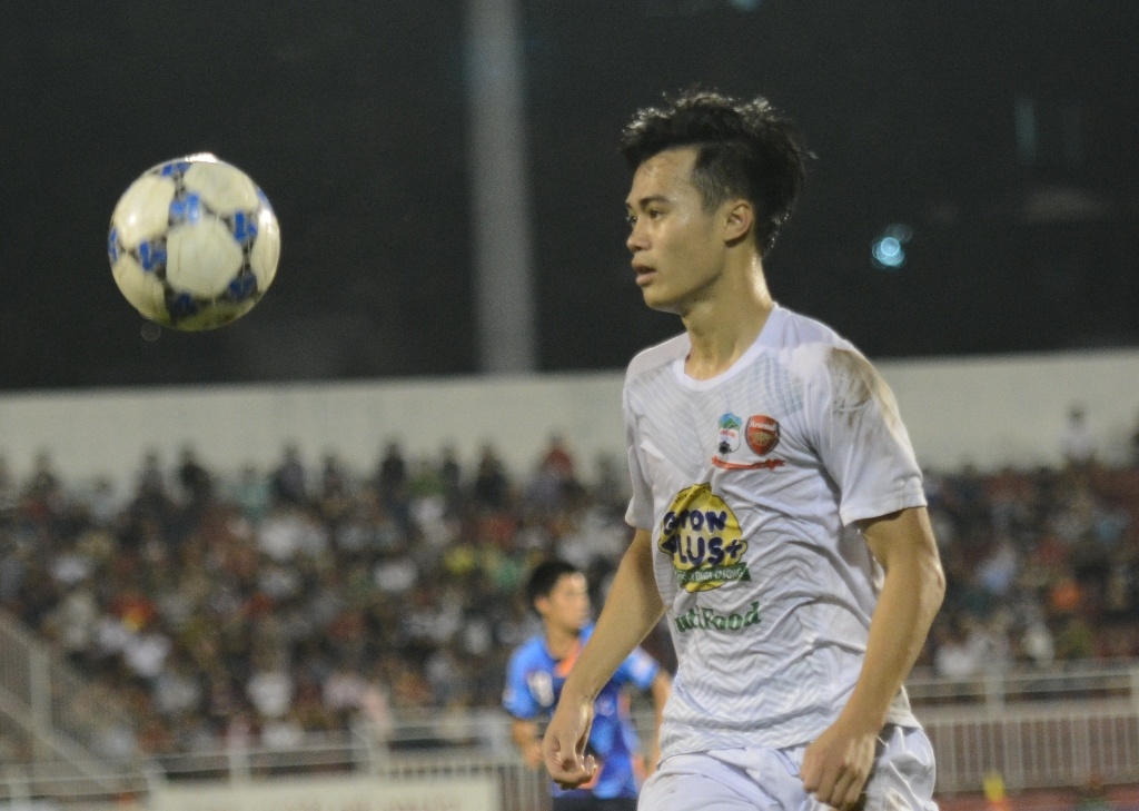 Văn Toàn chinh phục HLV U21 Yokohama ảnh 2 Van Toan chinh phuc HLV U21 Yokohama anh 2