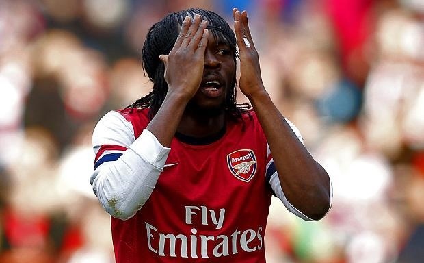 Thu nhap kho tin cua cuu sao Arsenal o Trung Quoc hinh anh