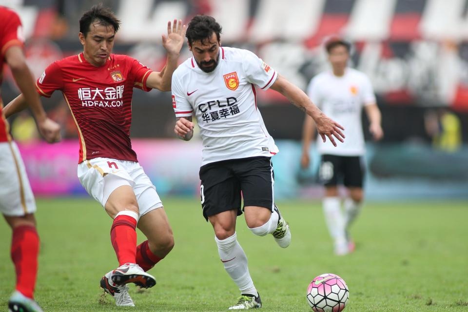 Bóng đá Trung Quốc áp dụng điều luật lạ thường ảnh 1 Bong da Trung Quoc ap dung dieu luat la thuong anh 1