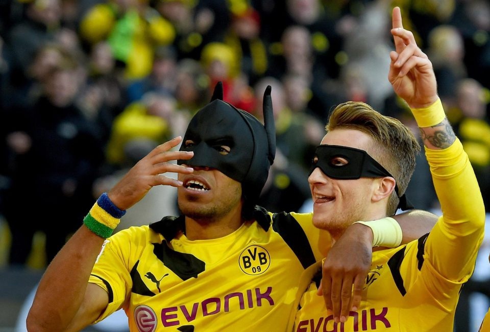 Tao sieu bom tan,  Trung Quoc de doa Real Madrid anh 1