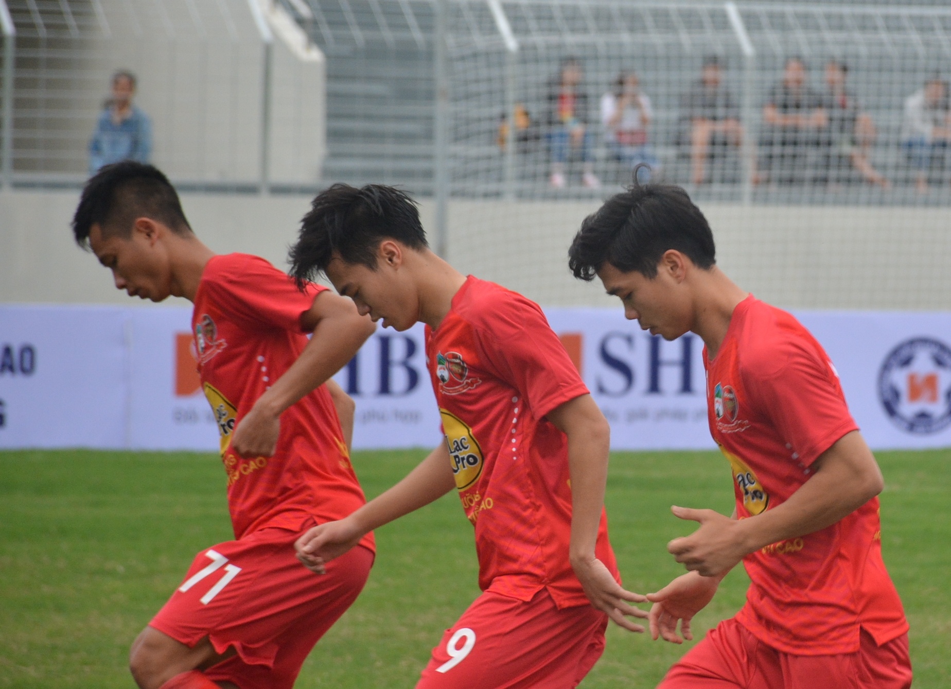 ‘Bat mach’ thanh cong,  HAGL co hoi sinh duoc Cong Phuong? anh 3