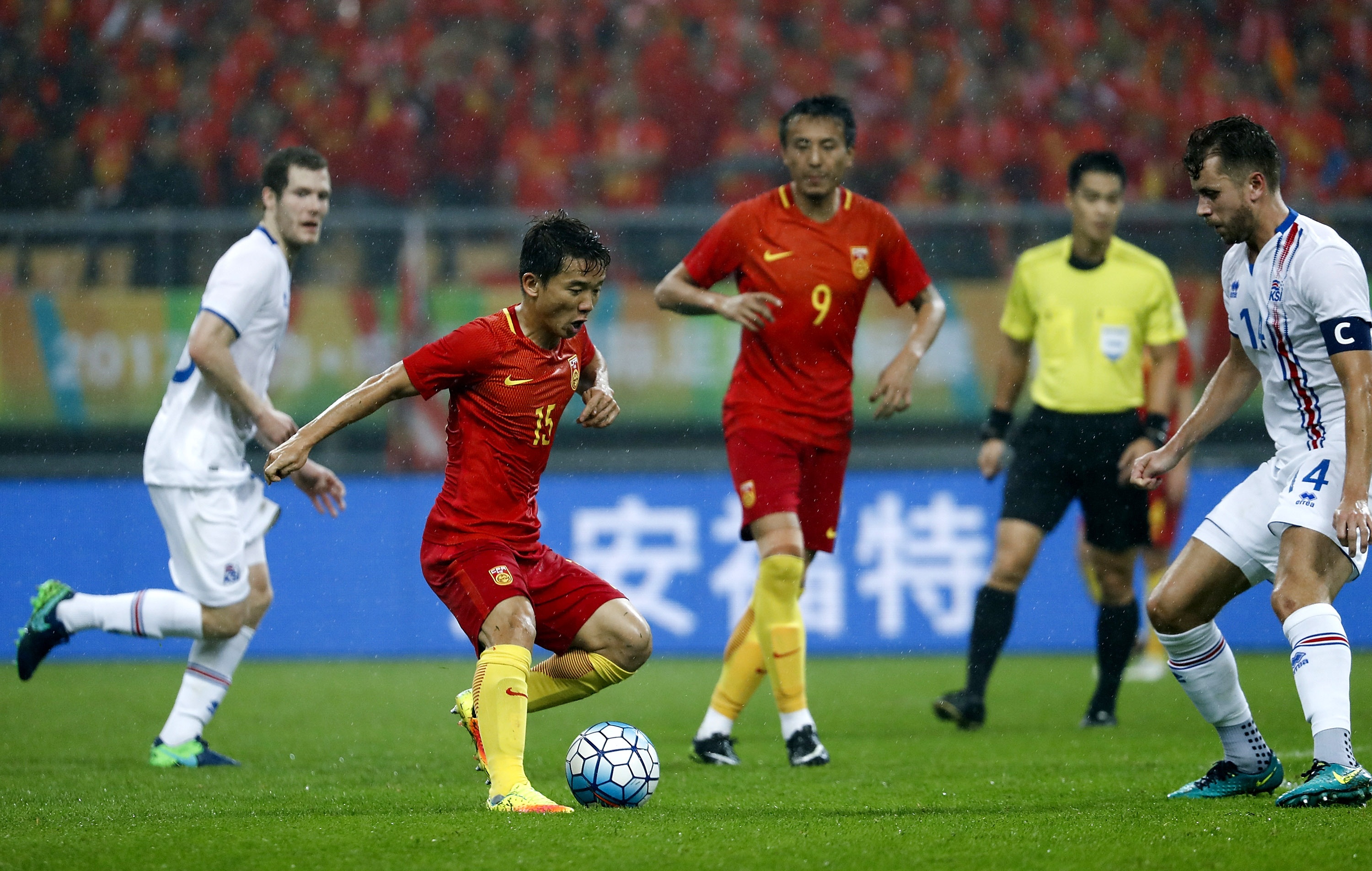 'World Cup với 48 đội có thể khiến bóng đá Trung Quốc thêm hổ thẹn' ảnh 3 'World Cup voi 48 doi co the khien bong da Trung Quoc them ho then' anh 3