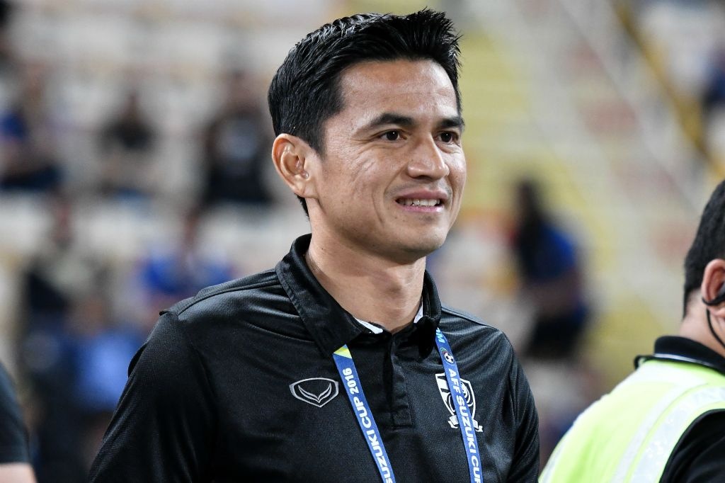 Vo dich AFF Cup,  ghe cua Kiatisak van lung lay anh 1