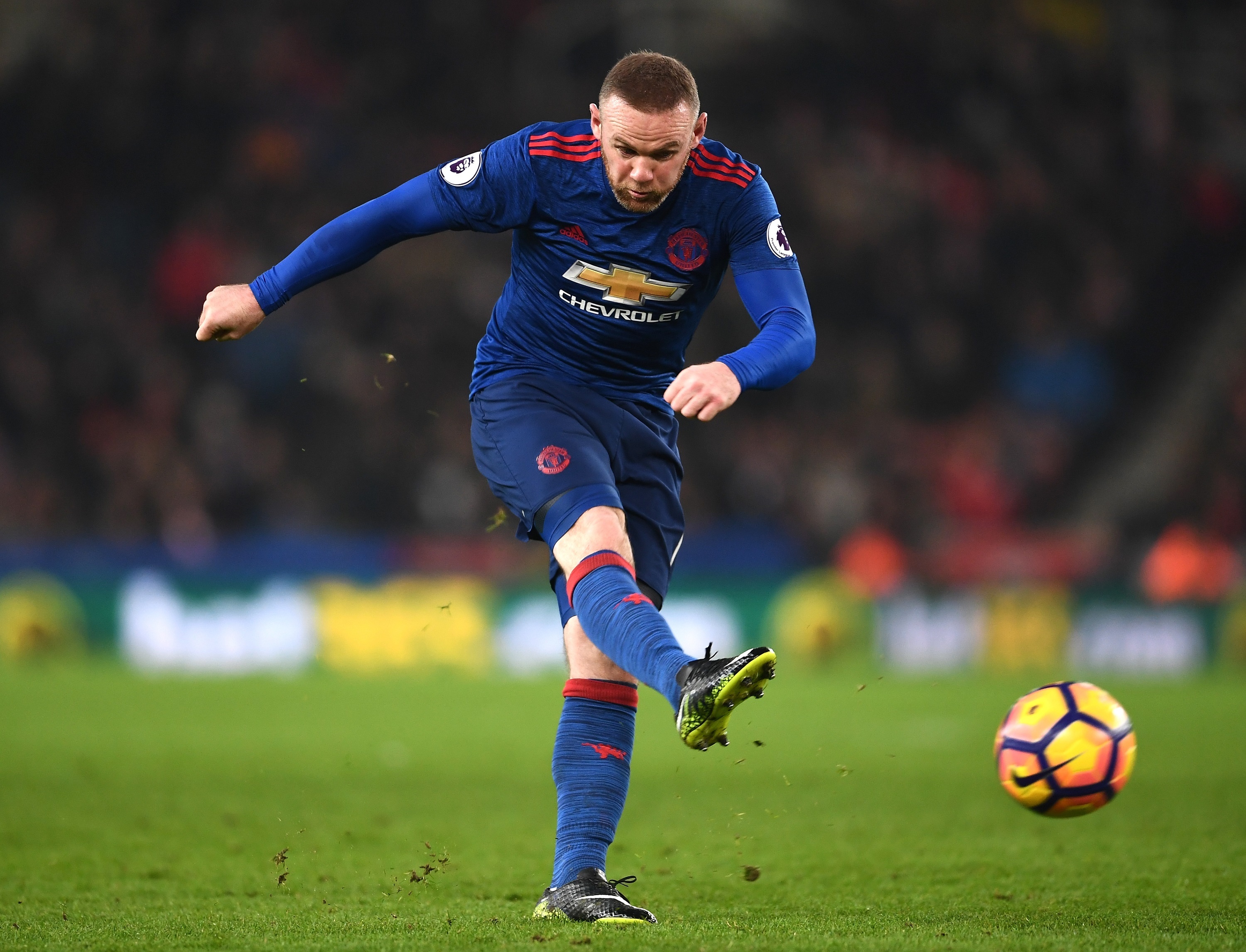Rooney, huyền thoại gây tranh cãi của MU ảnh 2 Rooney, huyen thoai gay tranh cai cua MU anh 2