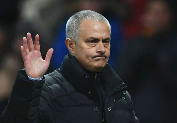 Mourinho he lo cau thu tiep theo phai ra di o MU hinh anh