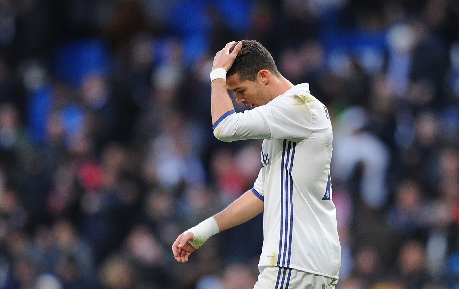 O Madrid, co mot thu da chet voi Ronaldo hinh anh