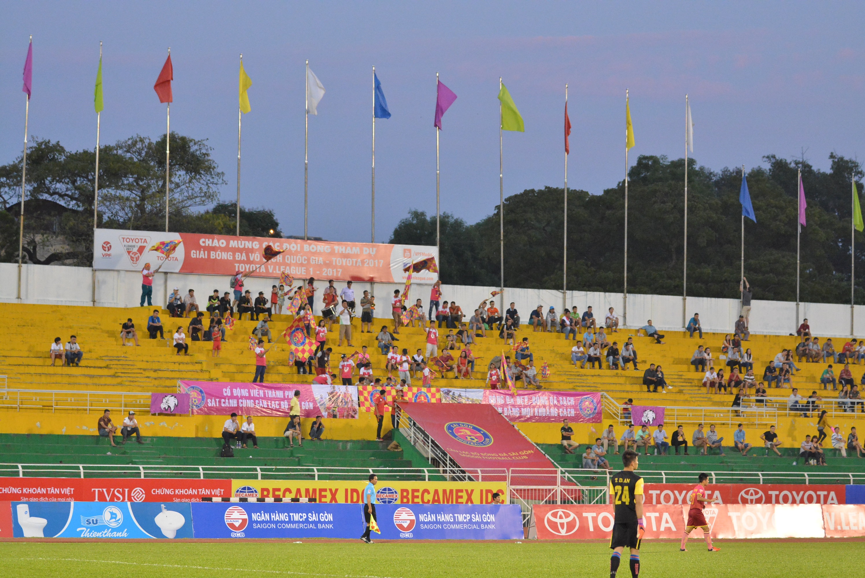 Sai Gon 1-1 Binh Duong anh 1