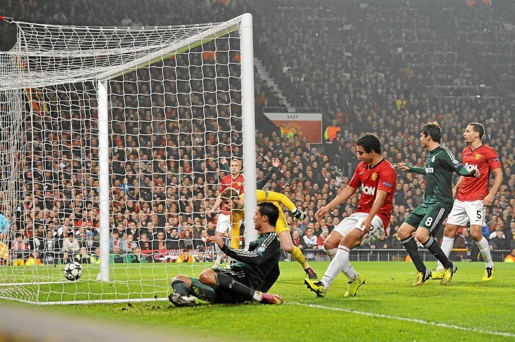 Ronaldo, hung thần của vòng 1/8 Champions League ảnh 1 Ronaldo, hung than cua vong 1/8 Champions League anh 1