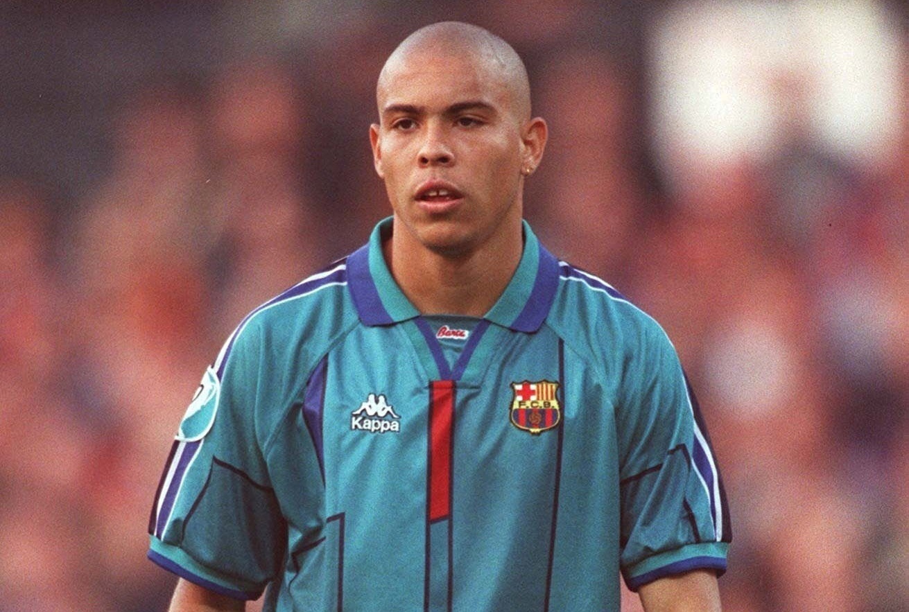 Ro 'beo' tiet lo ly do roi Barca hinh anh