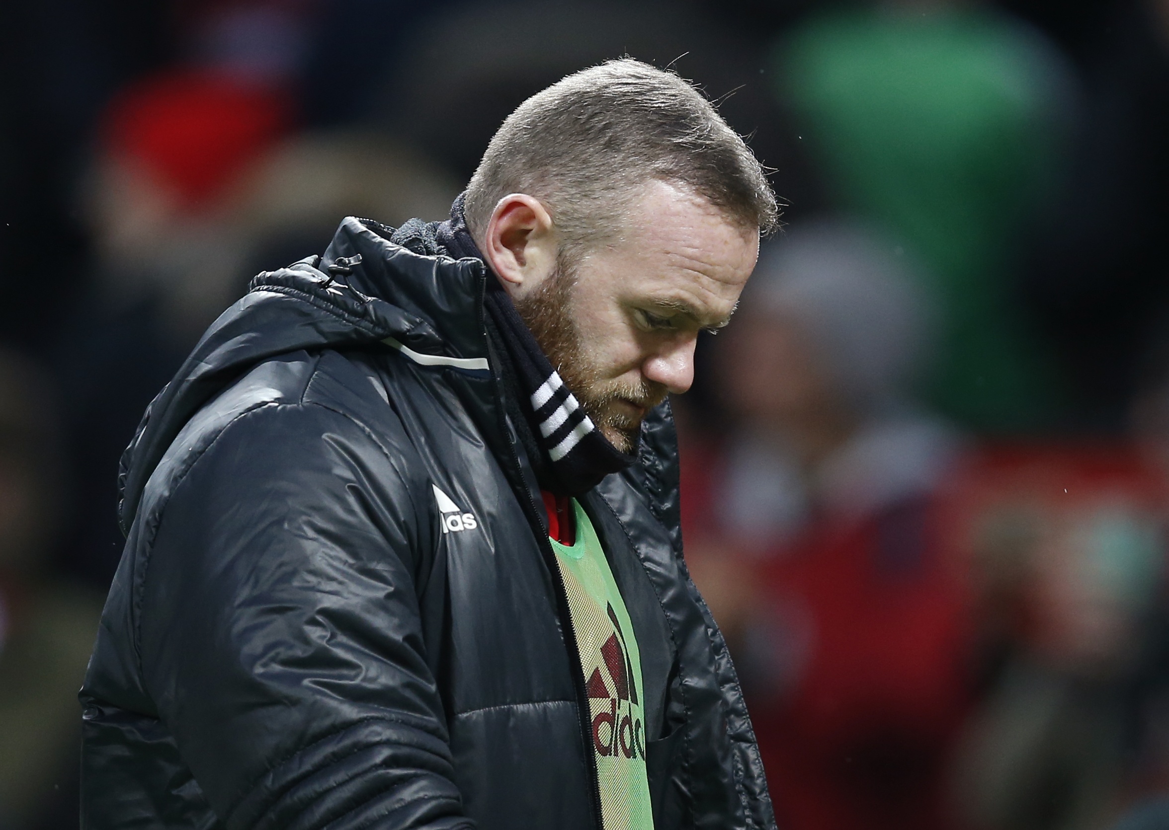 Tin Rashford, Mourinho dat dau cham het cho Rooney hinh anh