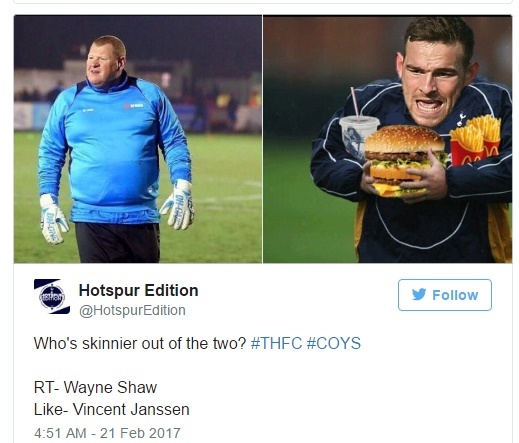 Thủ môn nặng 125 kg ăn bánh ngay trong trận gặp Arsenal ảnh 2 Thu mon nang 125 kg an banh ngay trong tran gap Arsenal anh 2