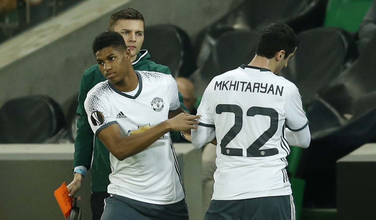 MU tra gia dat cho chien thang truoc Saint-Etienne hinh anh