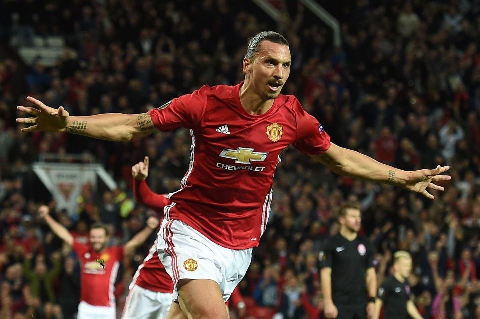 Thuong lon dang goi ten Ibrahimovic hinh anh