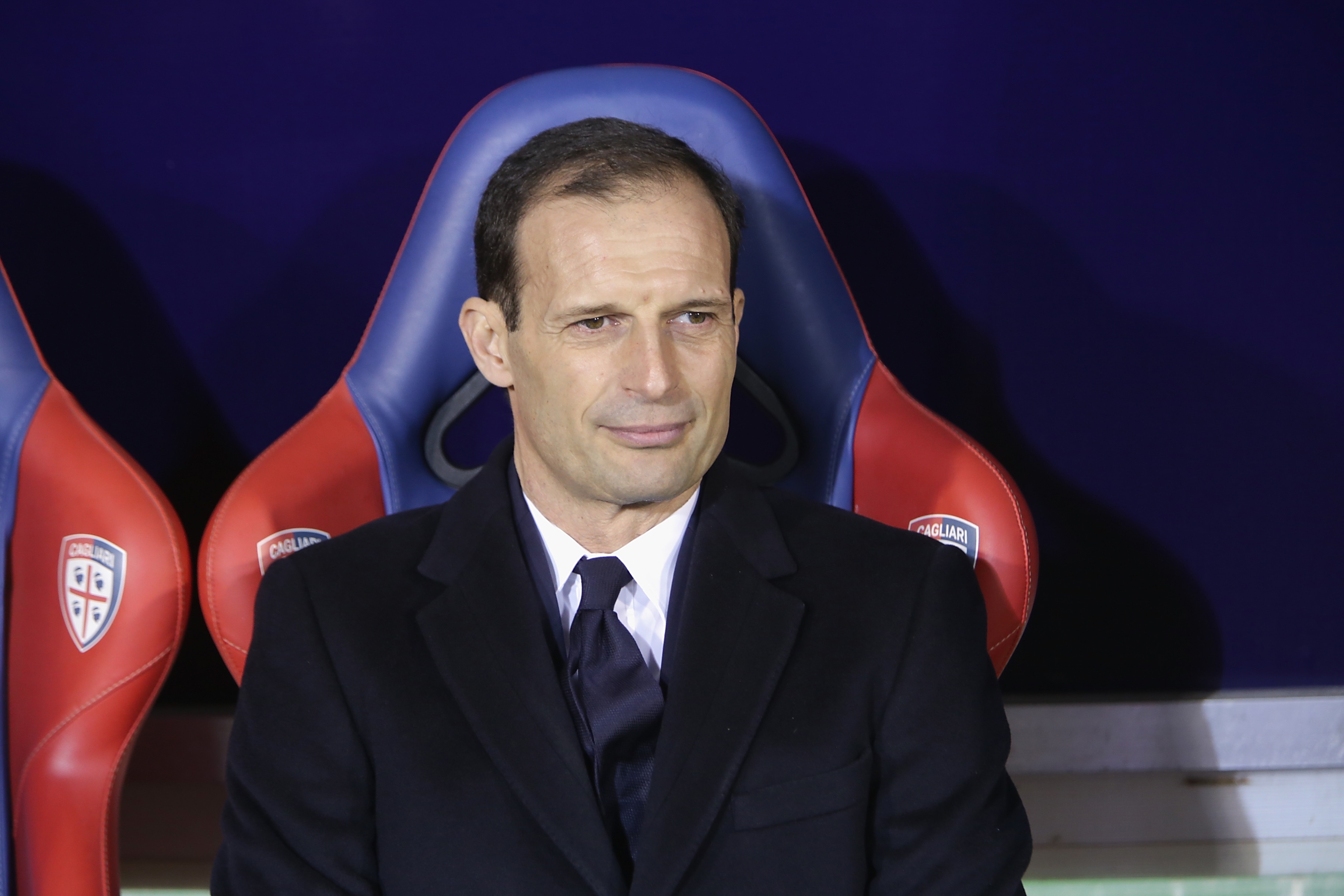 Bao Italy: Arsenal tien Wenger,  chao Allegri anh 2