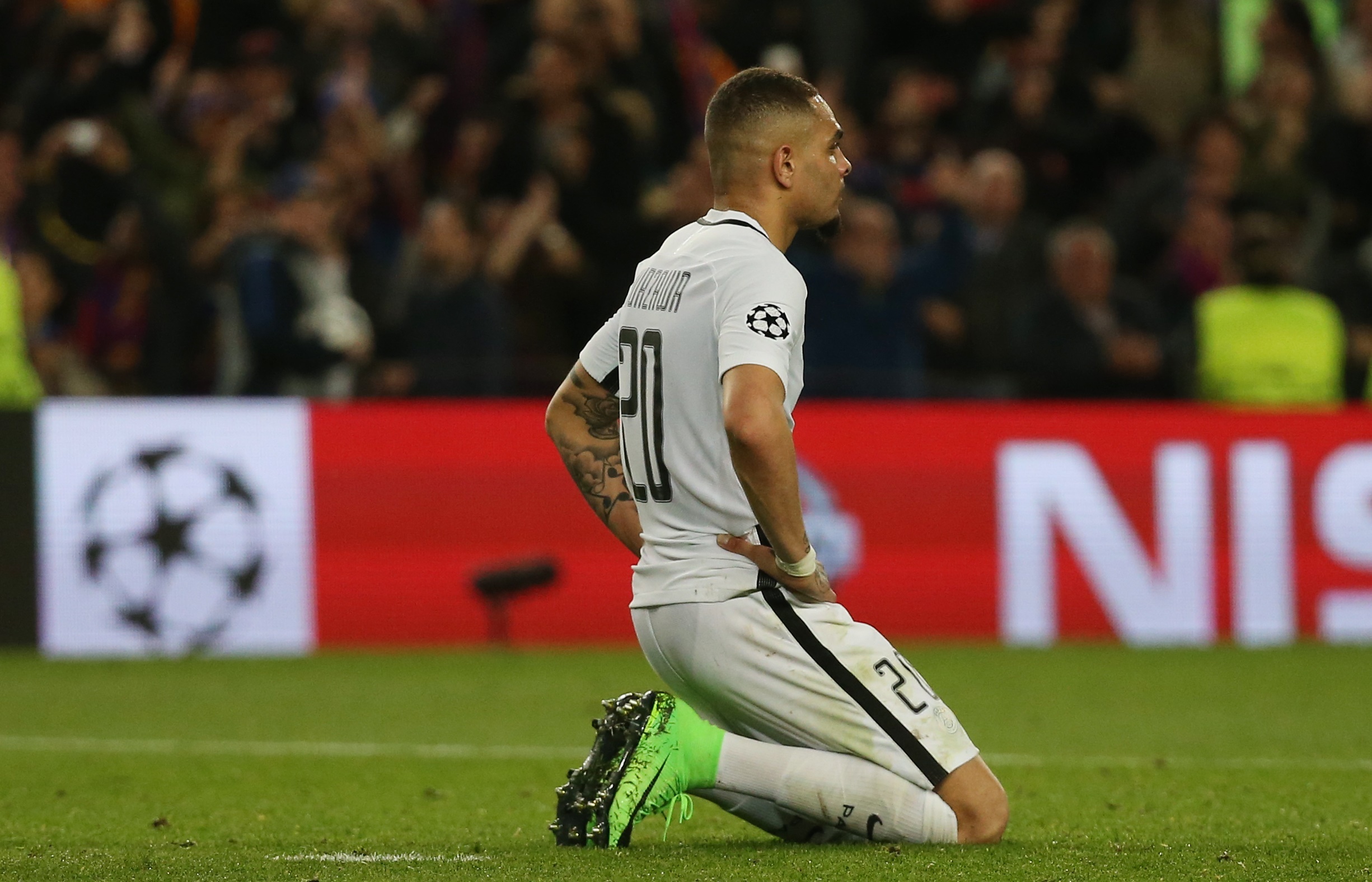 No Barca, PSG hay con dot tien nua hinh anh