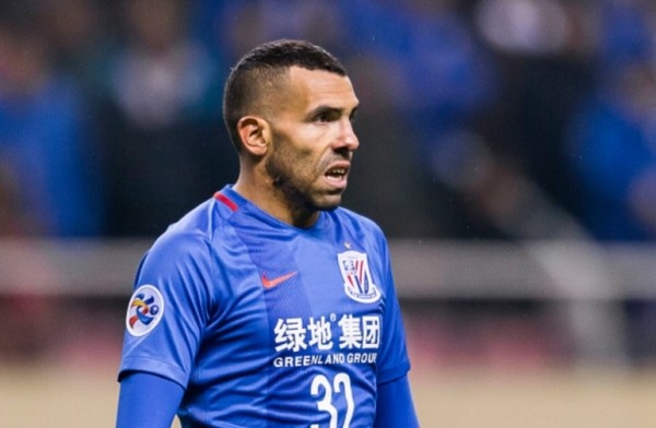 The gioi co doc cua Tevez o Trung Quoc hinh anh