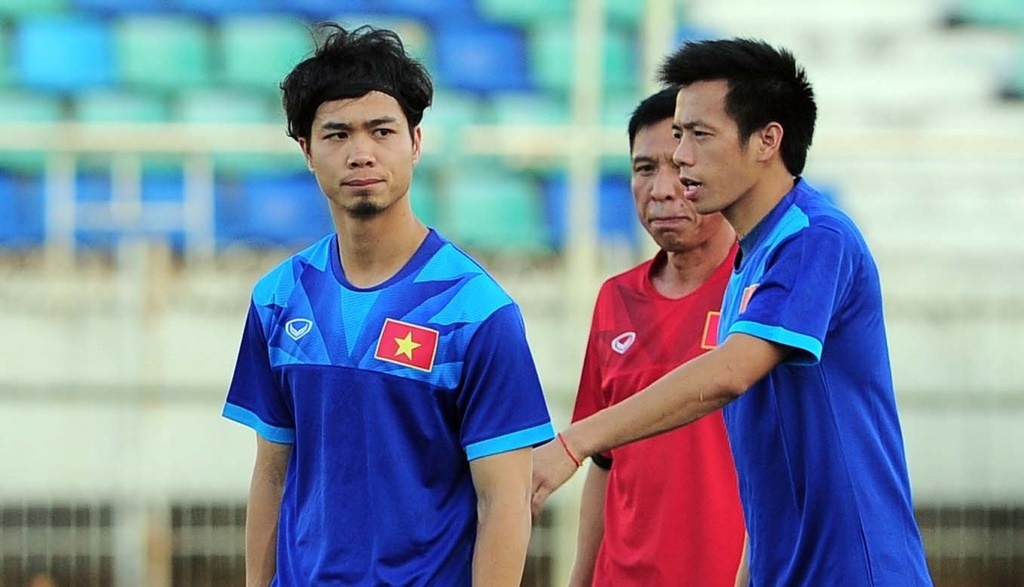 Nha bao Anh chi cach giup Viet Nam ha Afghanistan hinh anh