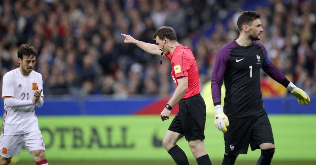 Cong nghe, ke thu giet chet cam xuc bong da hinh anh