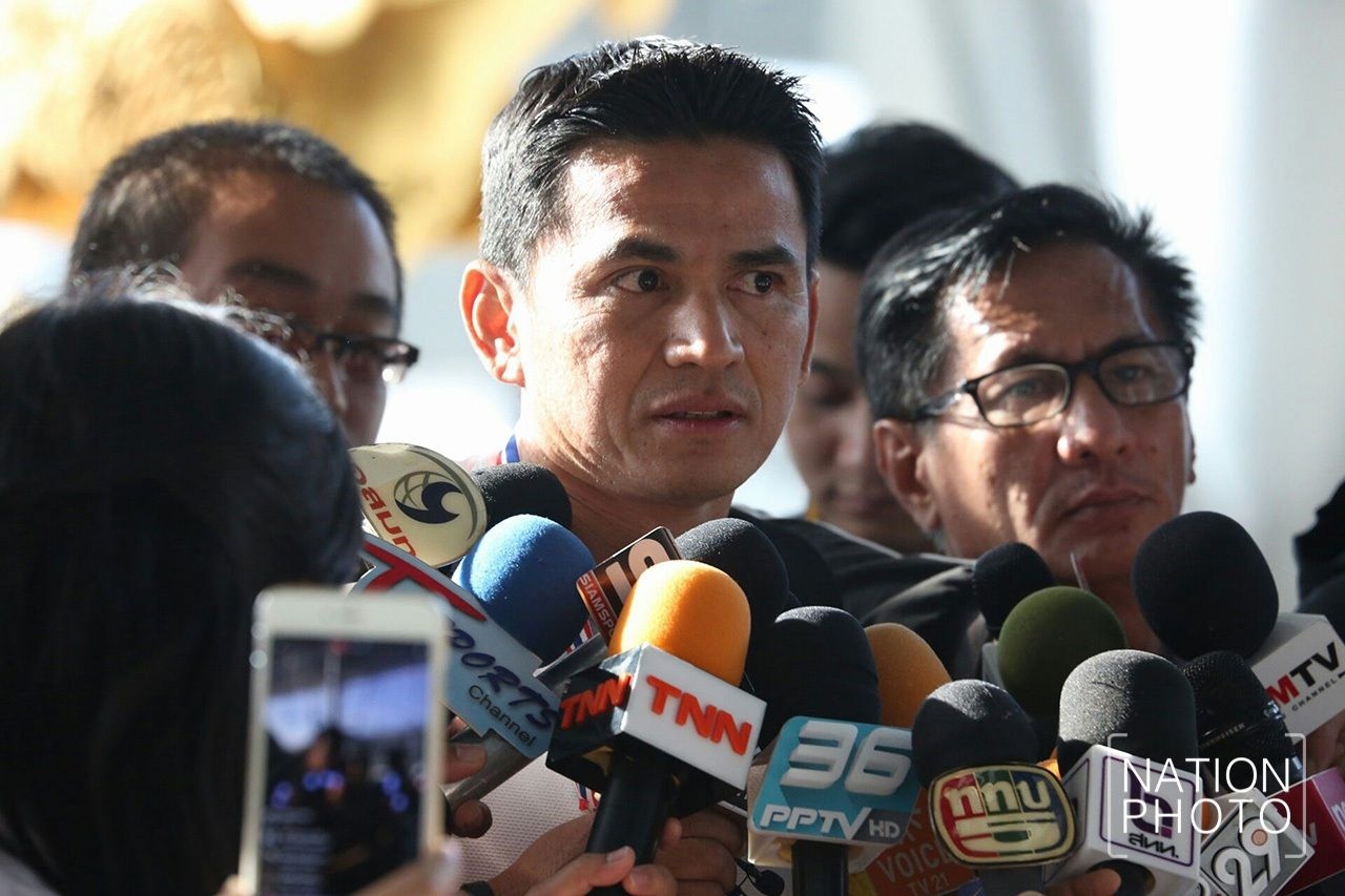 'So phan Kiatisak chi con dem tung ngay' hinh anh