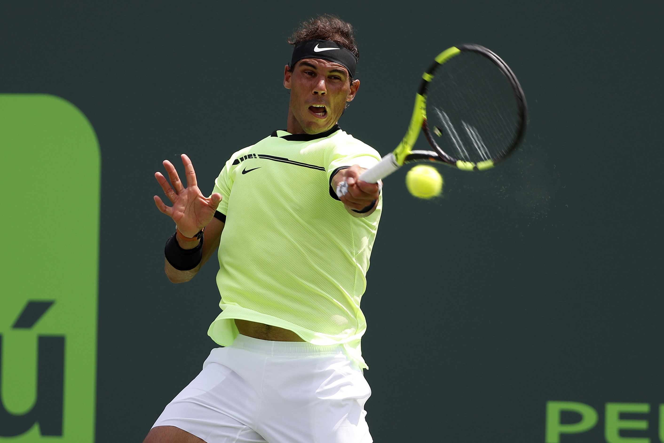 Dang sau man hoi sinh ky dieu cua Roger Federer anh 2