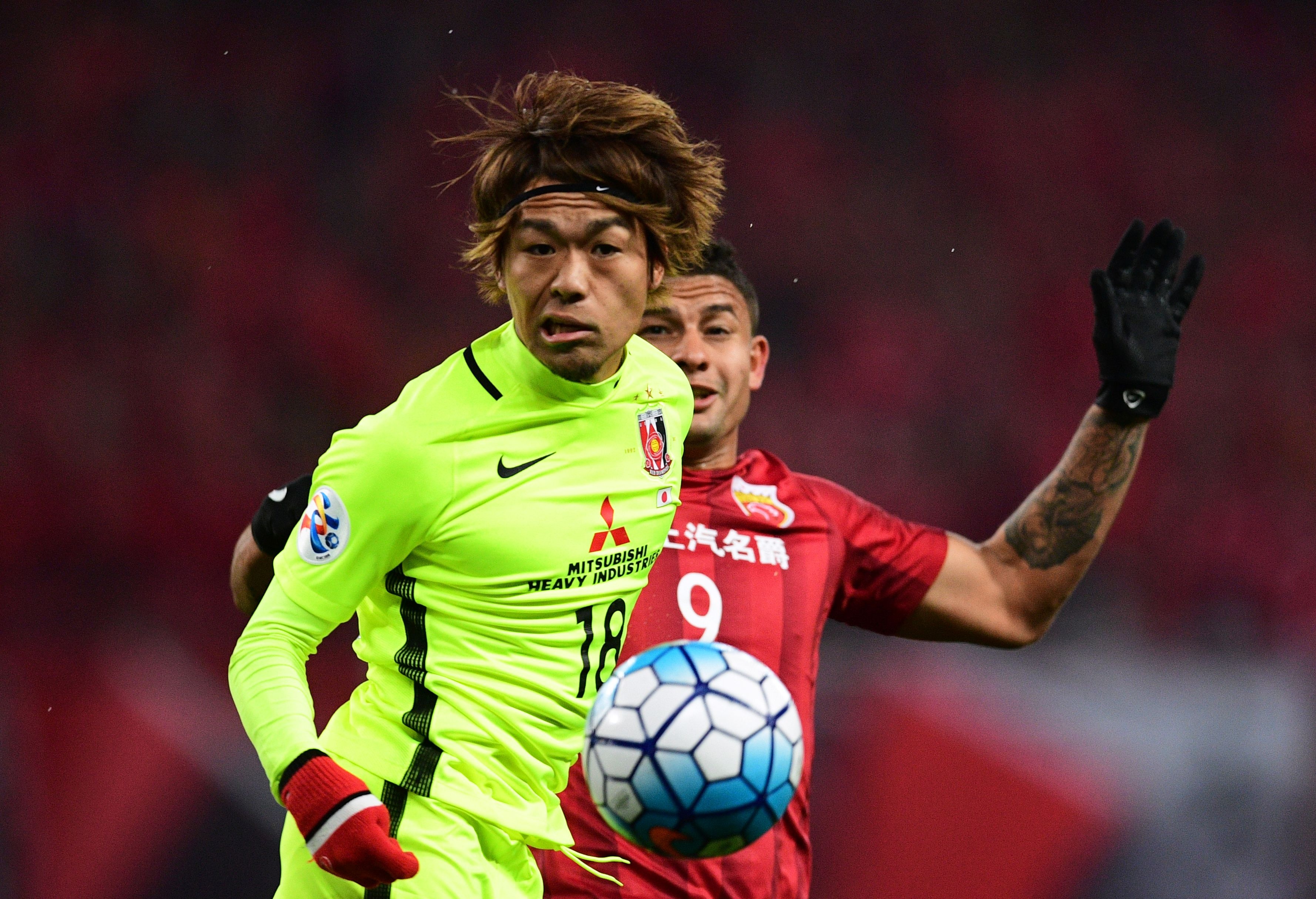 HLV lach luat, bong da Trung Quoc bien thanh tro he hinh anh