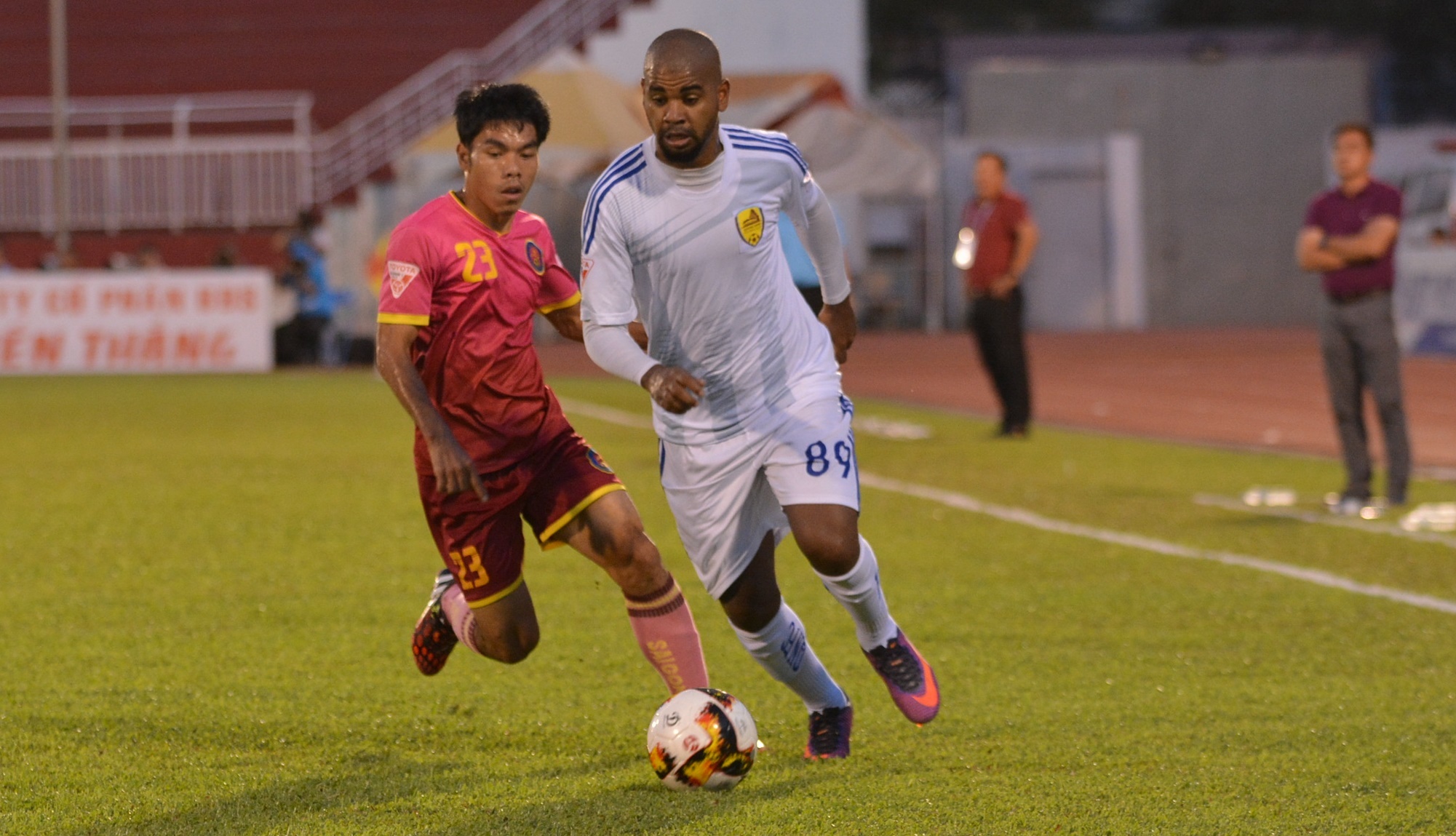 Sai Gon vs Quang Nam anh 1